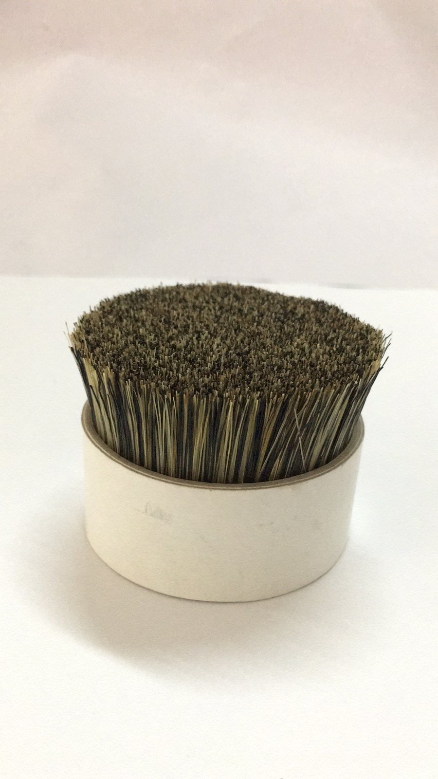 Grey Bottom-Cut Bristle