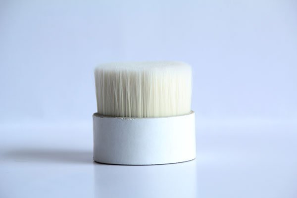 Tapered Synthetic Filament, White Goat-Hair Colour
